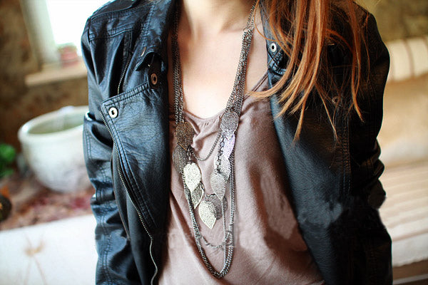 Classy Leaf Necklace