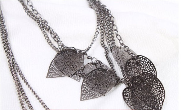 Classy Leaf Necklace